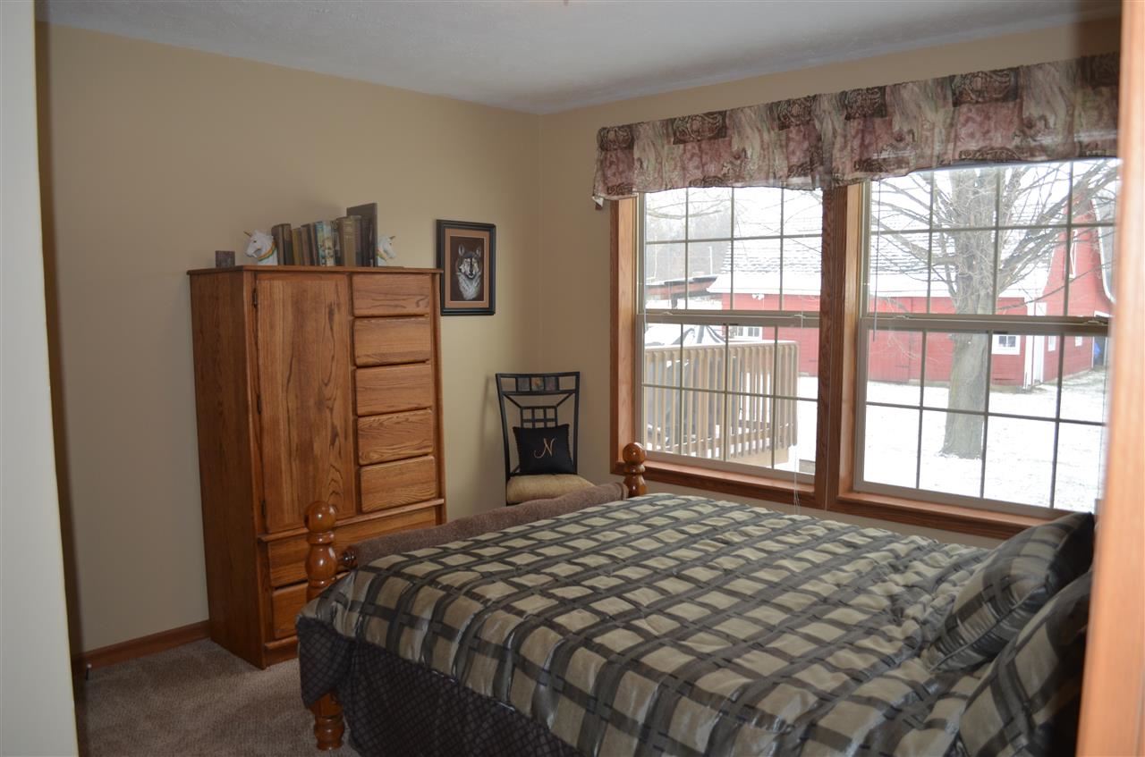 57950 Apple Rd, Osceola, IN 46561 photo 15