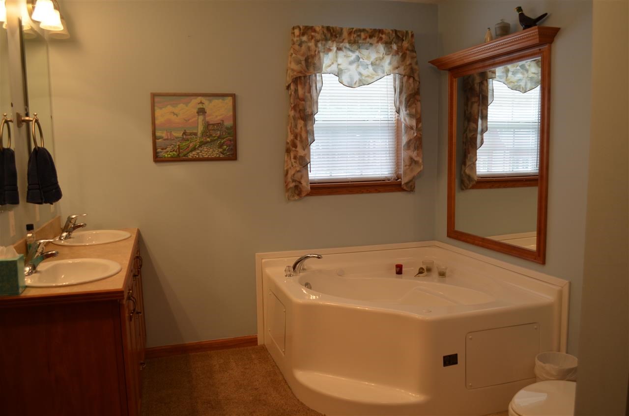 57950 Apple Rd, Osceola, IN 46561 photo 18