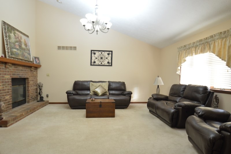 4851 Chickadee Dr, Lafayette, IN 47909 photo 3