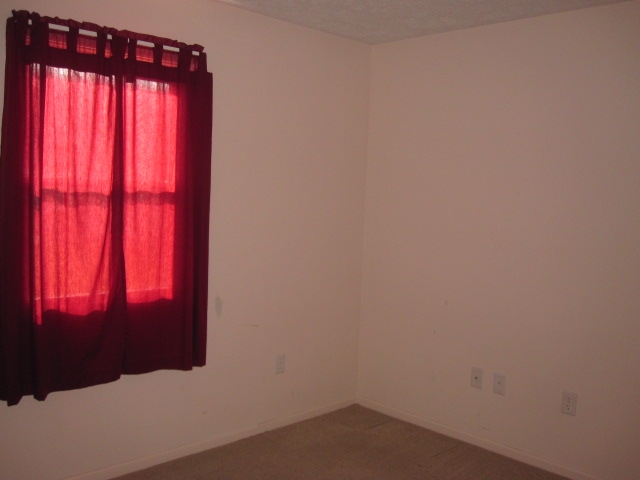909 Berlin Ave, Mishawaka, IN 46544 photo 11