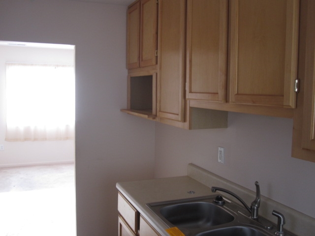 909 Berlin Ave, Mishawaka, IN 46544 photo 7