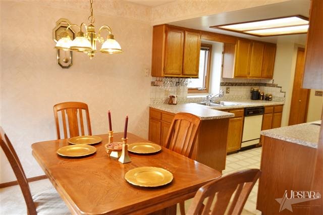 6902 Richfield Ct, Fort Wayne, IN 46816 photo 7