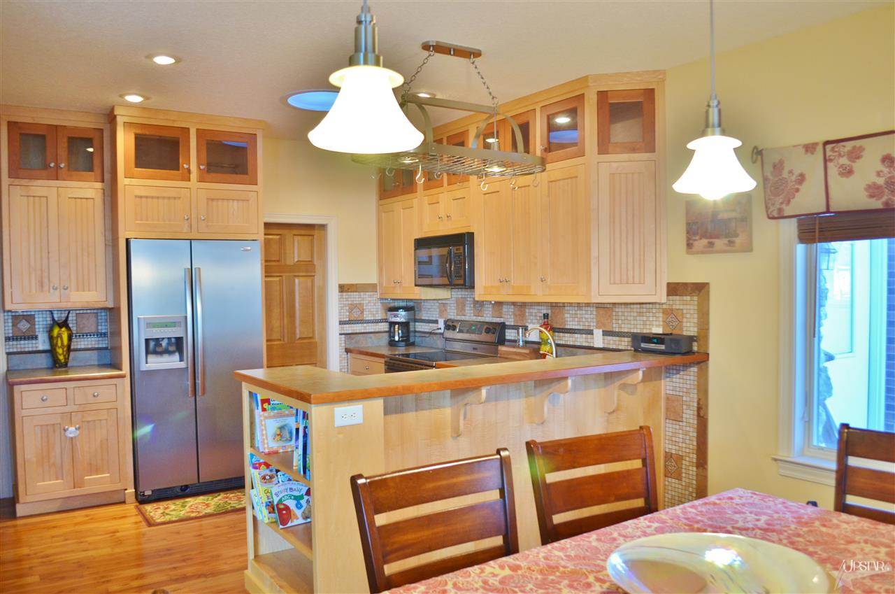 5107 Tomahawk Trl, Fort Wayne, IN 46804 photo 4