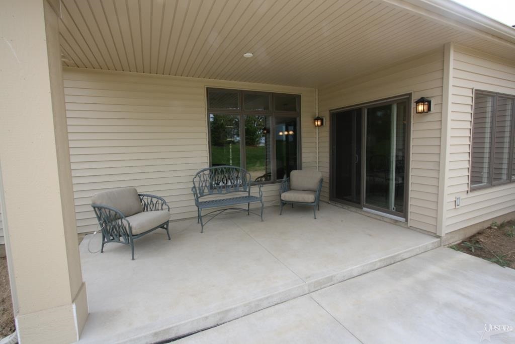 16229 Ballantyne Trl, Huntertown, IN 46748 photo 3