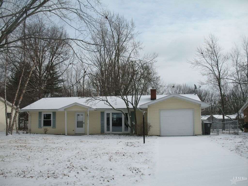 4024 Wedgewood Dr, Fort Wayne, IN 46815 photo 1