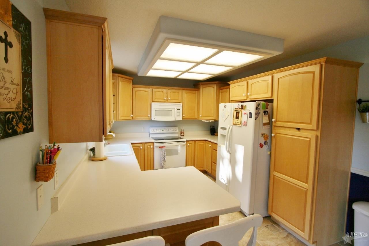 7936 Winchester Rd, Fort Wayne, IN 46819 photo 4