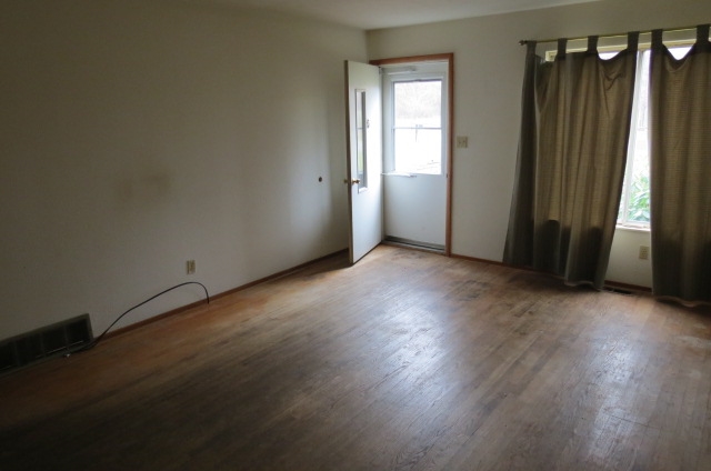 26752 Early Rd, South Bend, IN 46628 photo 8