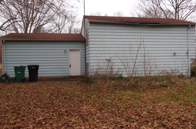 26752 Early Rd, South Bend, IN 46628 photo 4