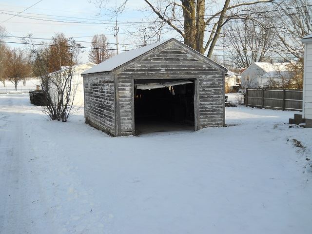 1301 E Clark St, Warsaw, IN 46580 photo 16
