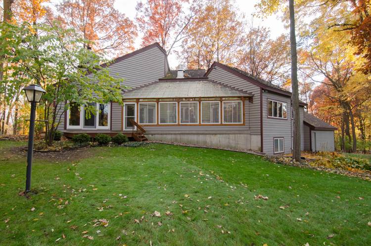 50504 Mercury Dr, Granger, IN 46530 photo 3