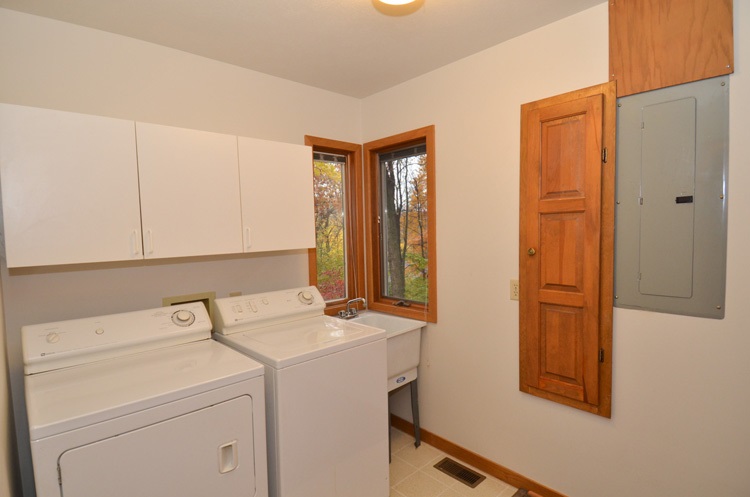 50504 Mercury Dr, Granger, IN 46530 photo 15