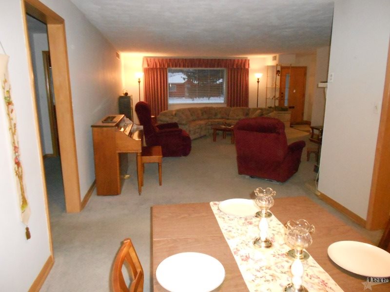 1515 N Lafontaine St, Huntington, IN 46750 photo 6