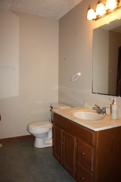 8881 W Division Line Rd, Delphi, IN 46923 photo 9
