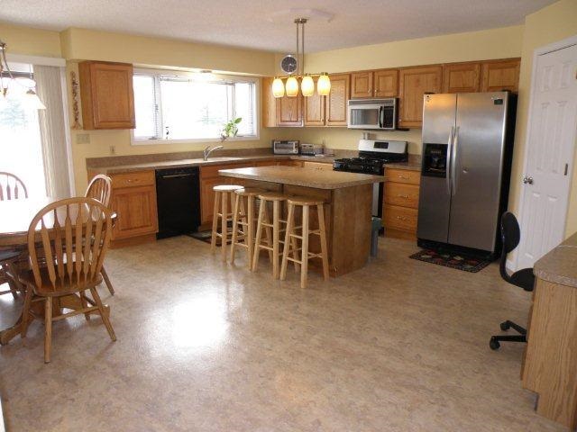 922 Foxbriar Ln, Goshen, IN 46526 photo 7