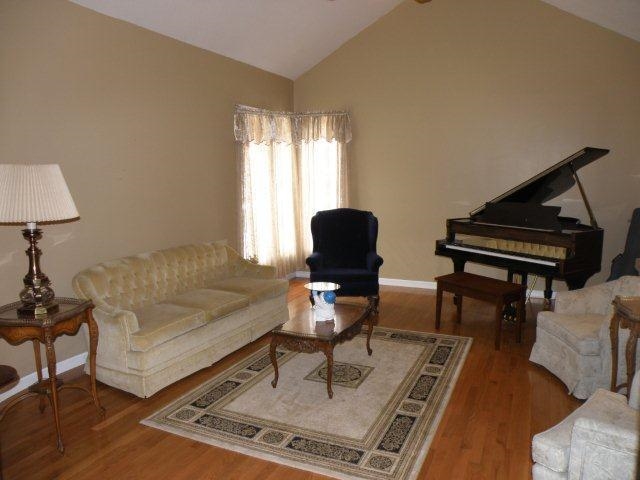 922 Foxbriar Ln, Goshen, IN 46526 photo 6
