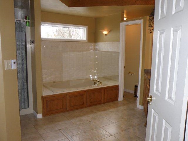 922 Foxbriar Ln, Goshen, IN 46526 photo 20