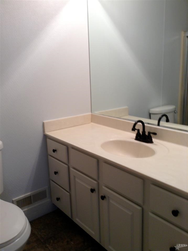 115 S 14th St, Decatur, IN 46733 photo 5