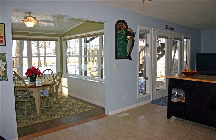 12917 N Eastshore Dr, Syracuse, IN 46567 photo 6