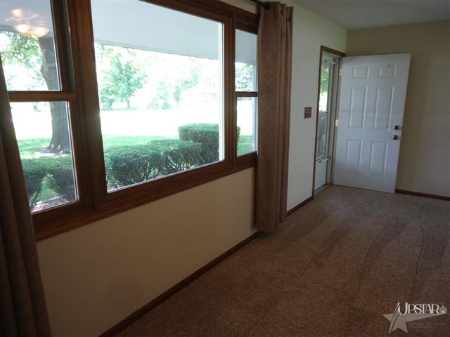 6207 Haber Dr, Fort Wayne, IN 46809 photo 3