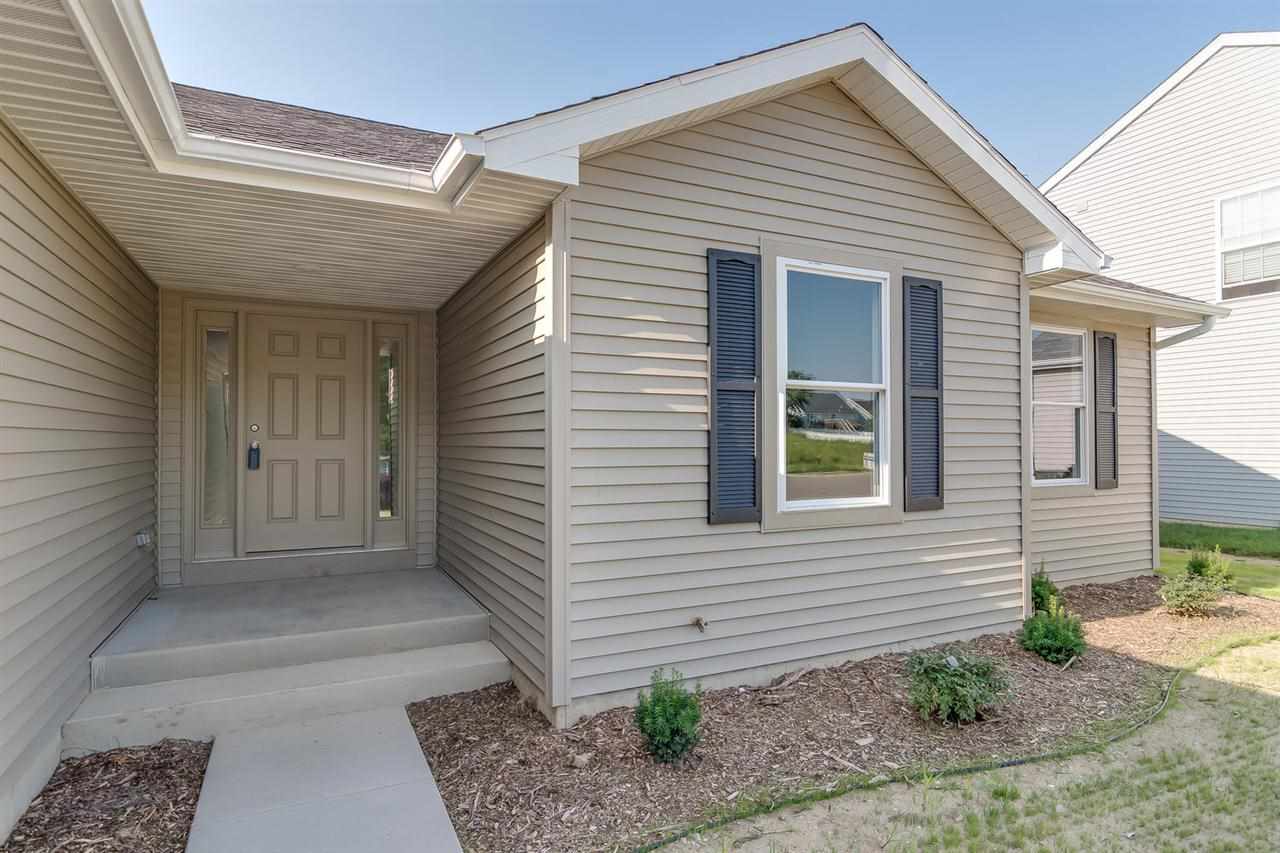 2402 Basin, South Bend, IN 46614 photo 3