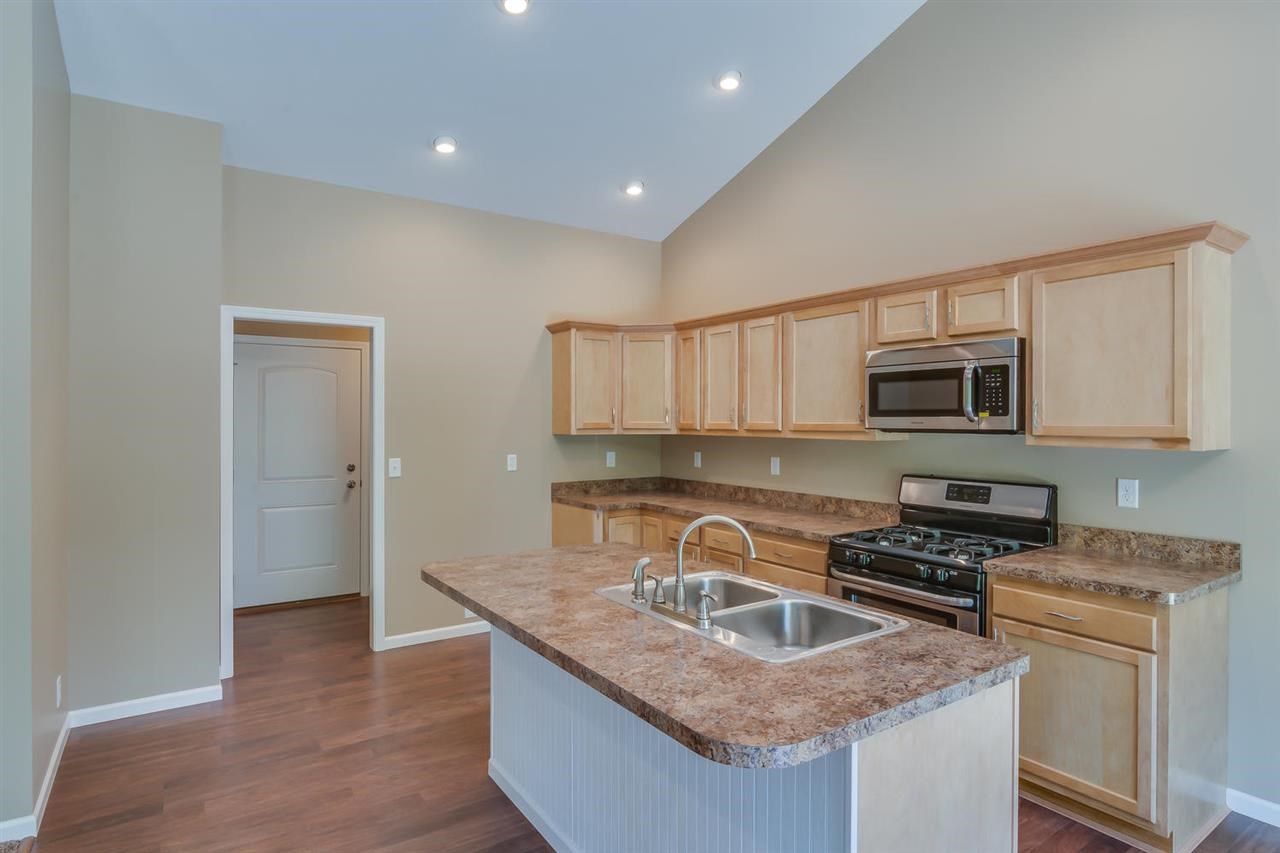 2402 Basin, South Bend, IN 46614 photo 9