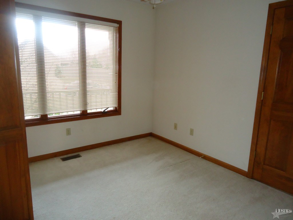 1931 Oakville Rd, Fort Wayne, IN 46818 photo 18