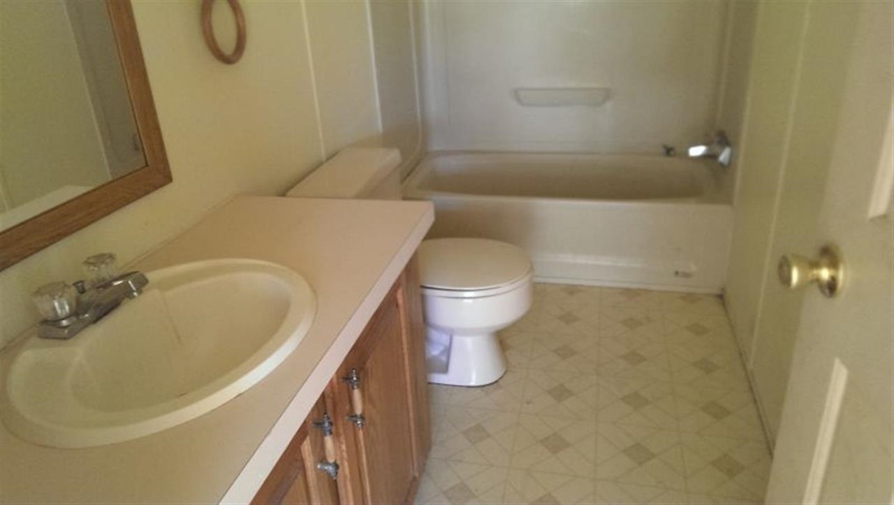 814 W Main St, Ellettsville, IN 47429 photo 6