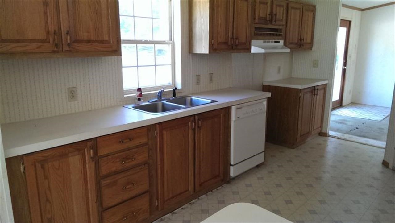 814 W Main St, Ellettsville, IN 47429 photo 4