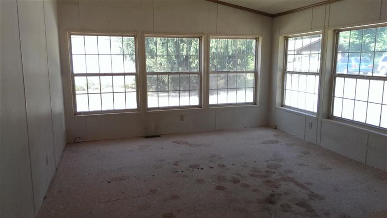814 W Main St, Ellettsville, IN 47429 photo 3