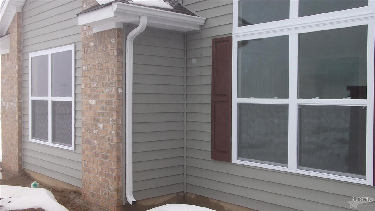 1906 Winesap Way, Kendallville, IN 46755 photo 2