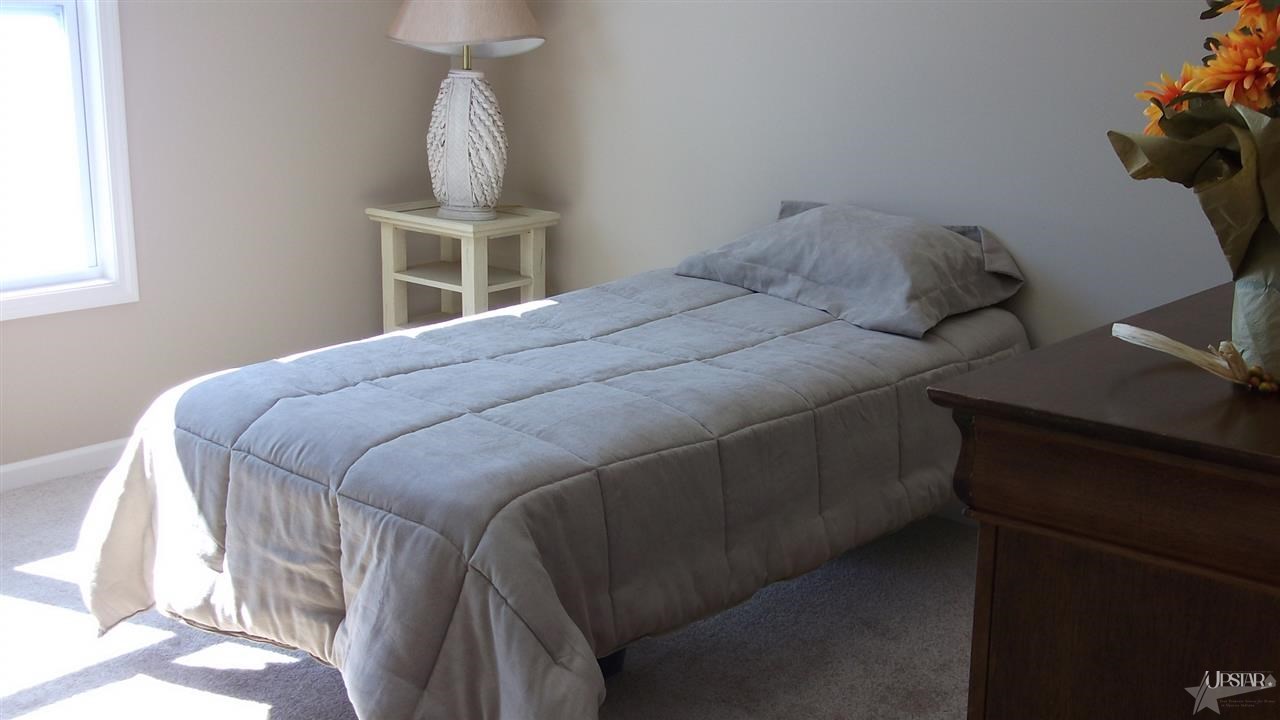 1906 Winesap Way, Kendallville, IN 46755 photo 13