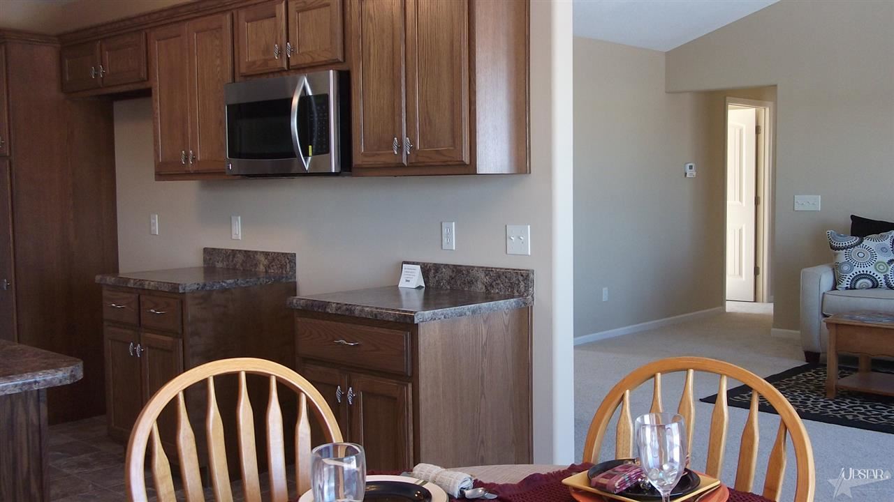1906 Winesap Way, Kendallville, IN 46755 photo 7