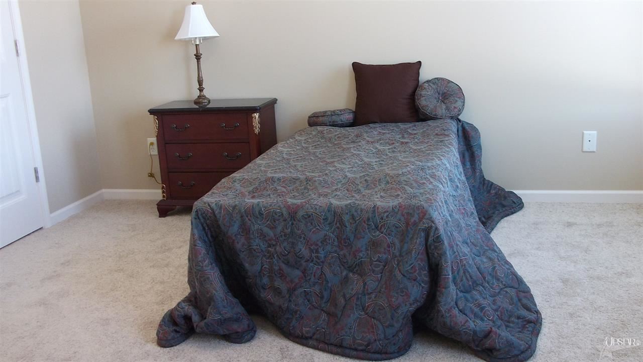 1906 Winesap Way, Kendallville, IN 46755 photo 15