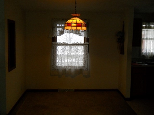 1712 N Vicky Ln, Warsaw, IN 46582 photo 3