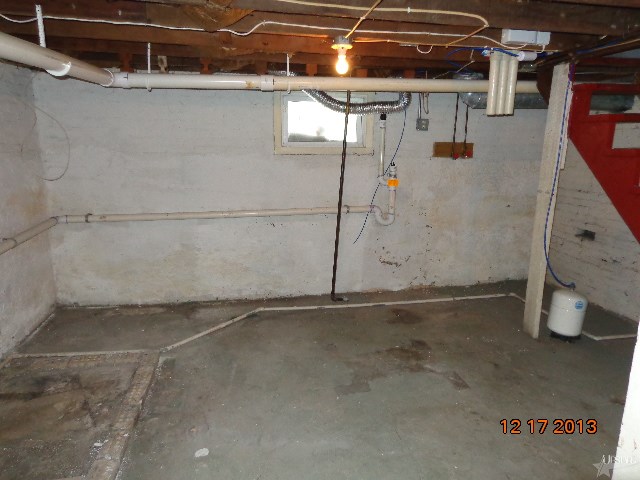 1427 Stophlet St, Fort Wayne, IN 46802 photo 17