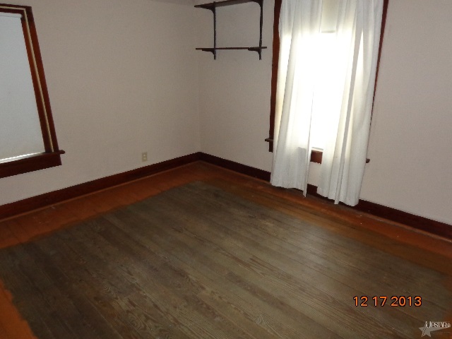 1427 Stophlet St, Fort Wayne, IN 46802 photo 13