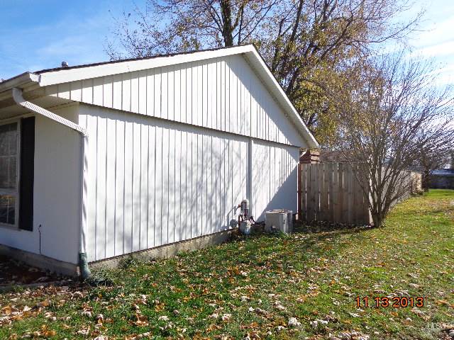 3409 Dalevue Dr, Fort Wayne, IN 46809 photo 2