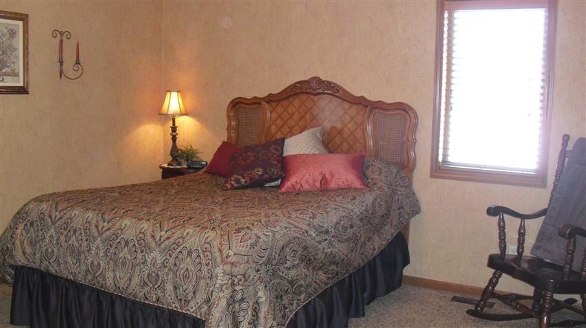 4696 E Sunset Dr, Syracuse, IN 46567 photo 9