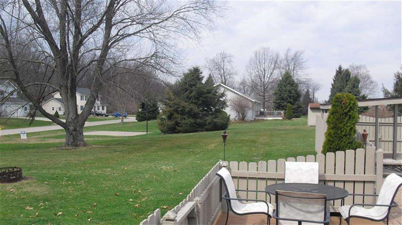 4696 E Sunset Dr, Syracuse, IN 46567 photo 27