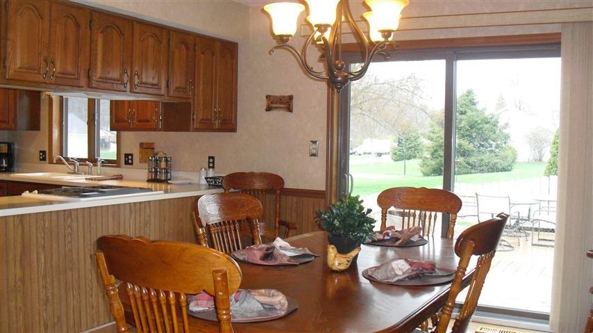 4696 E Sunset Dr, Syracuse, IN 46567 photo 6