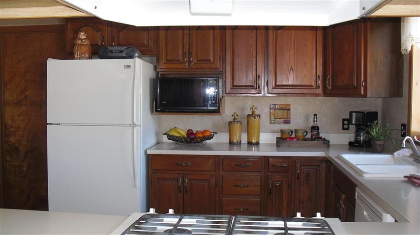 4696 E Sunset Dr, Syracuse, IN 46567 photo 5