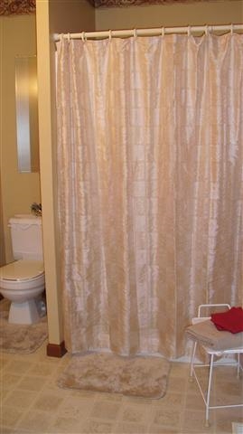 4696 E Sunset Dr, Syracuse, IN 46567 photo 12