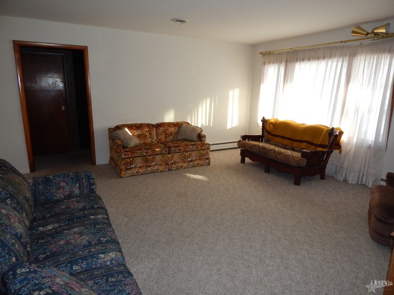 8974 S Warren Rd, Warren, IN 46792 photo 5