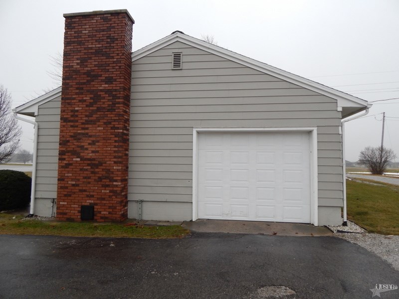 8974 S Warren Rd, Warren, IN 46792 photo 19