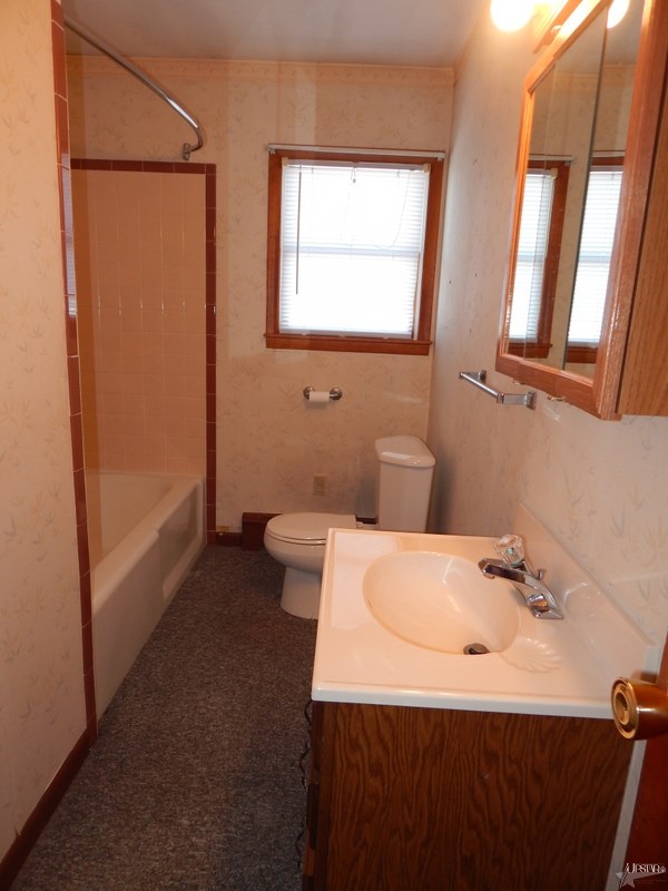 8974 S Warren Rd, Warren, IN 46792 photo 14