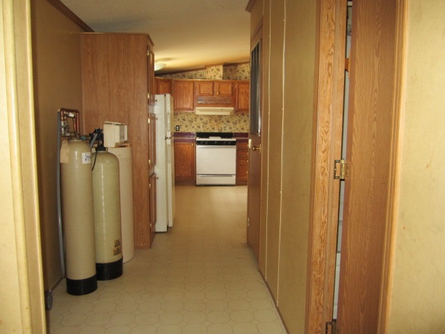 54402 Conn Ave, Elkhart, IN 46514 photo 3