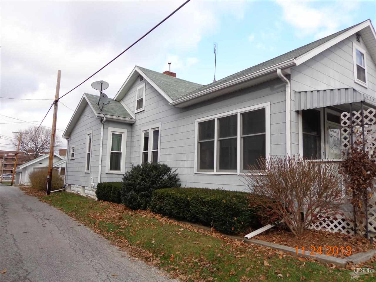 117 E Central Ave, Bluffton, IN 46714 photo 3