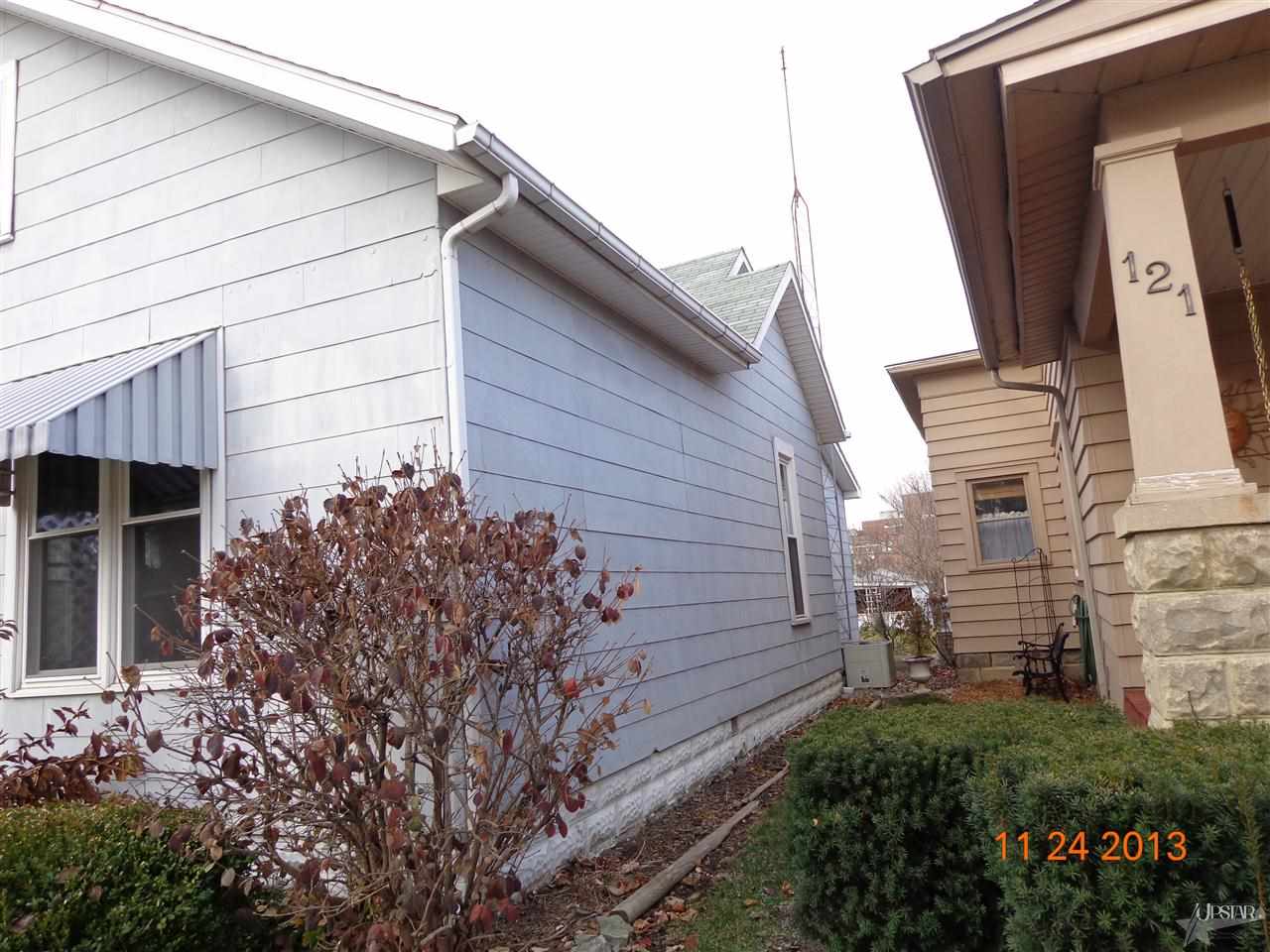 117 E Central Ave, Bluffton, IN 46714 photo 2