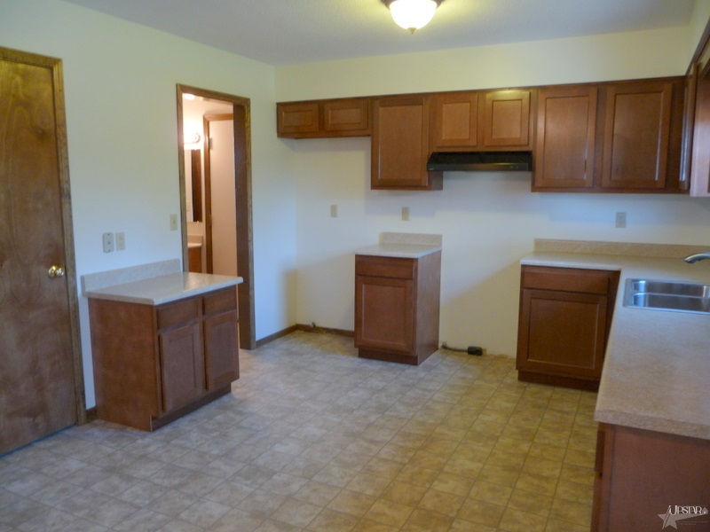 1608 N 500 E, Markle, IN 46770 photo 7