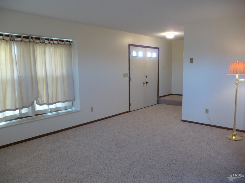 1608 N 500 E, Markle, IN 46770 photo 2